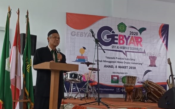 Gebyar STIT Al-Hidayah Tasikmalaya Gebyar STIT Al-Hidayah Tasikmalaya